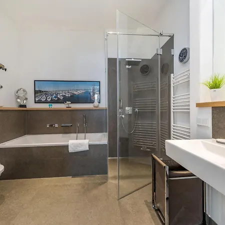 Apartman First Avalon