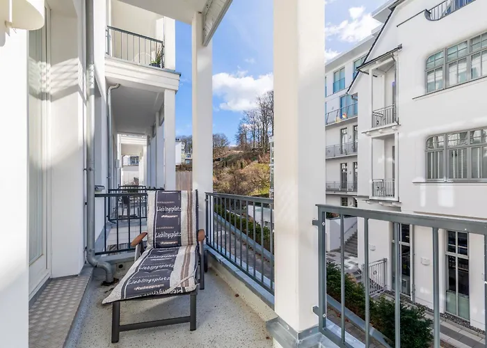 First Avalon * Sellin (Rugen)